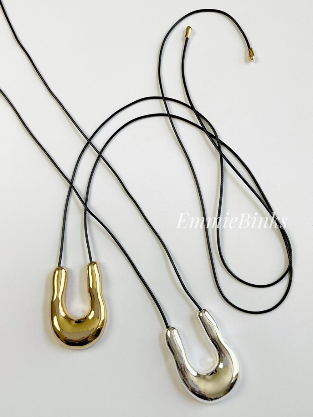 New Anthropologie 18KGP Horse Shoe Equestrian Wrap Tie Necklace